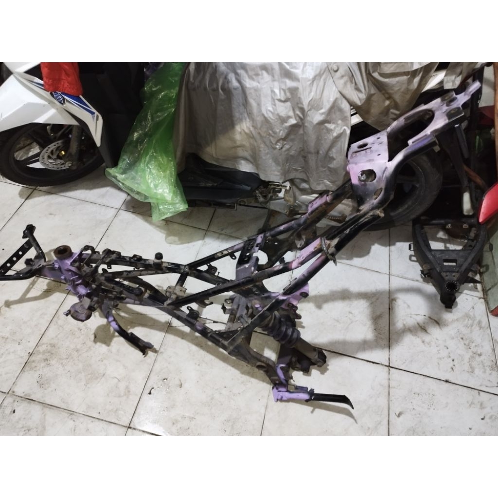 Rangka Suzuki GSX 150 Original Copogan