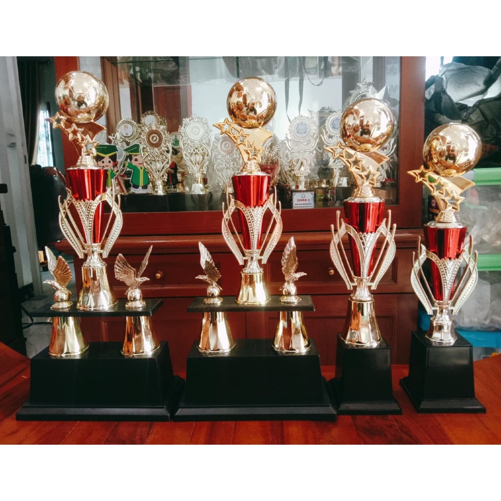 Piala Set Bola (Juara 1 - Juara 4)