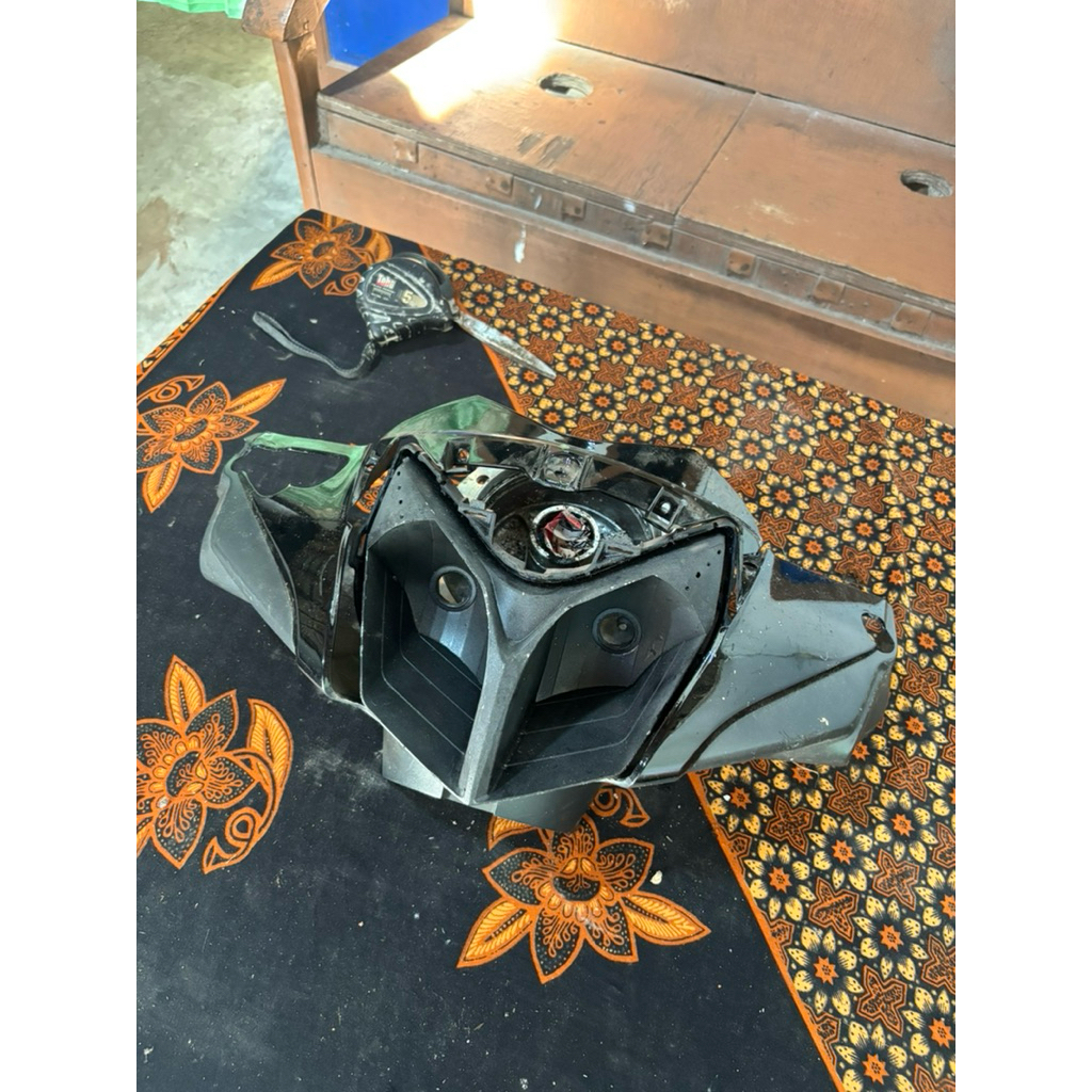 Batok Depan Set Reflektor Supra X 125 2012 Original