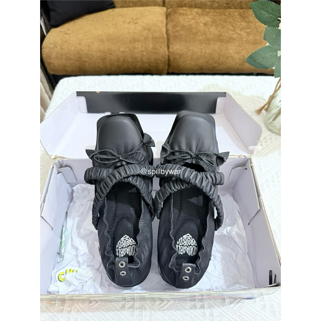 Sepatu Adorable Project Wanita