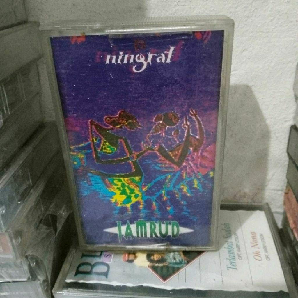 kaset pita jamrud Ningrat