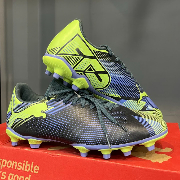 Sepatu Bola Puma Future Play