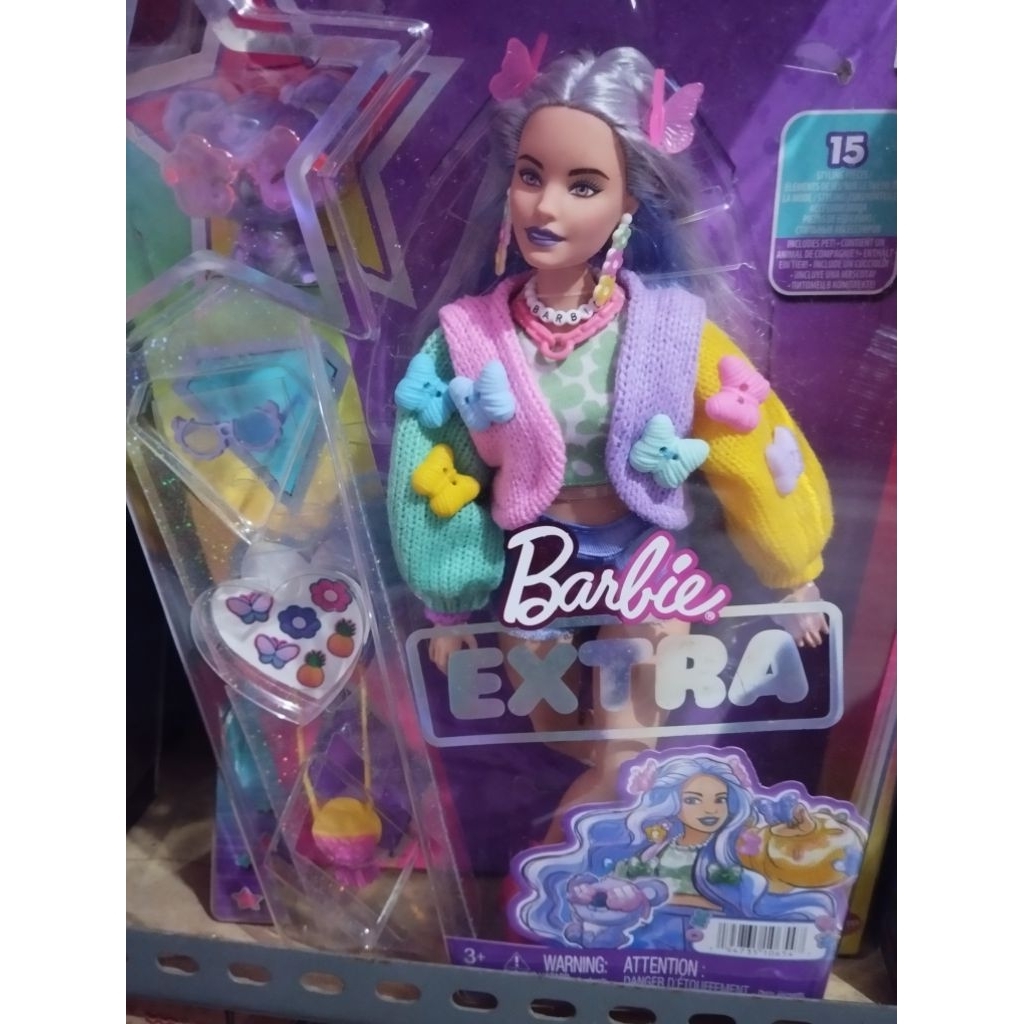 boneka barbie extra