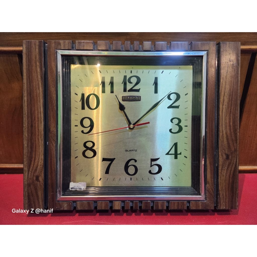 jam dinding HITACHI tochigi tokei Japan jadul