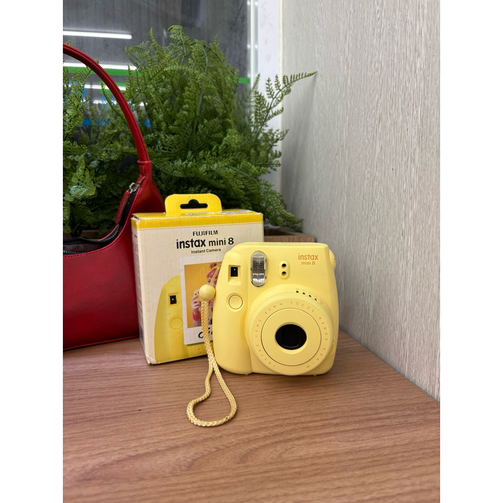 PRELOVED INSTAX 8 YELOW