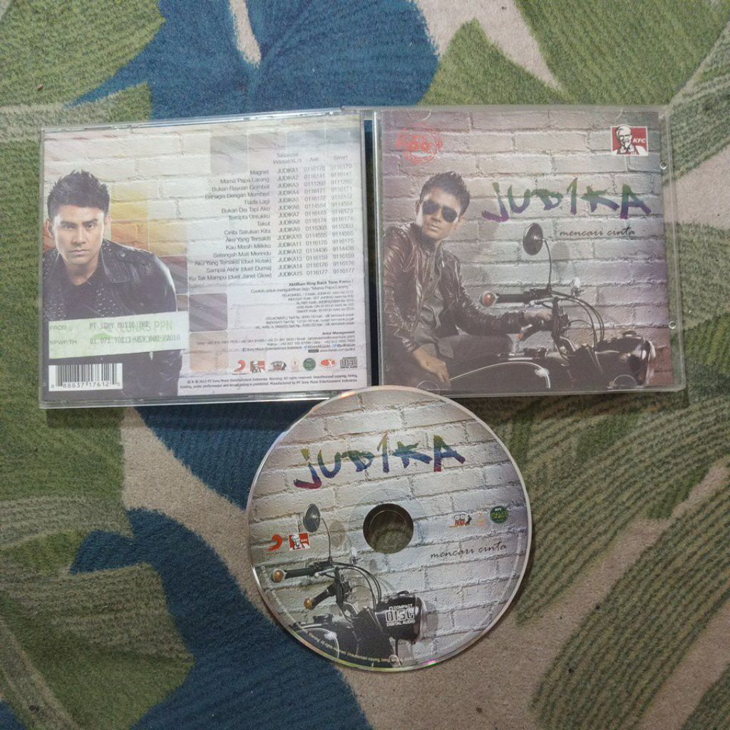 CD MUSIK JUDIKA MENCARI CINTA