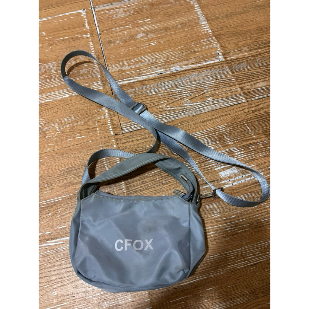 PRELOVED TAS CFOX BIRU
