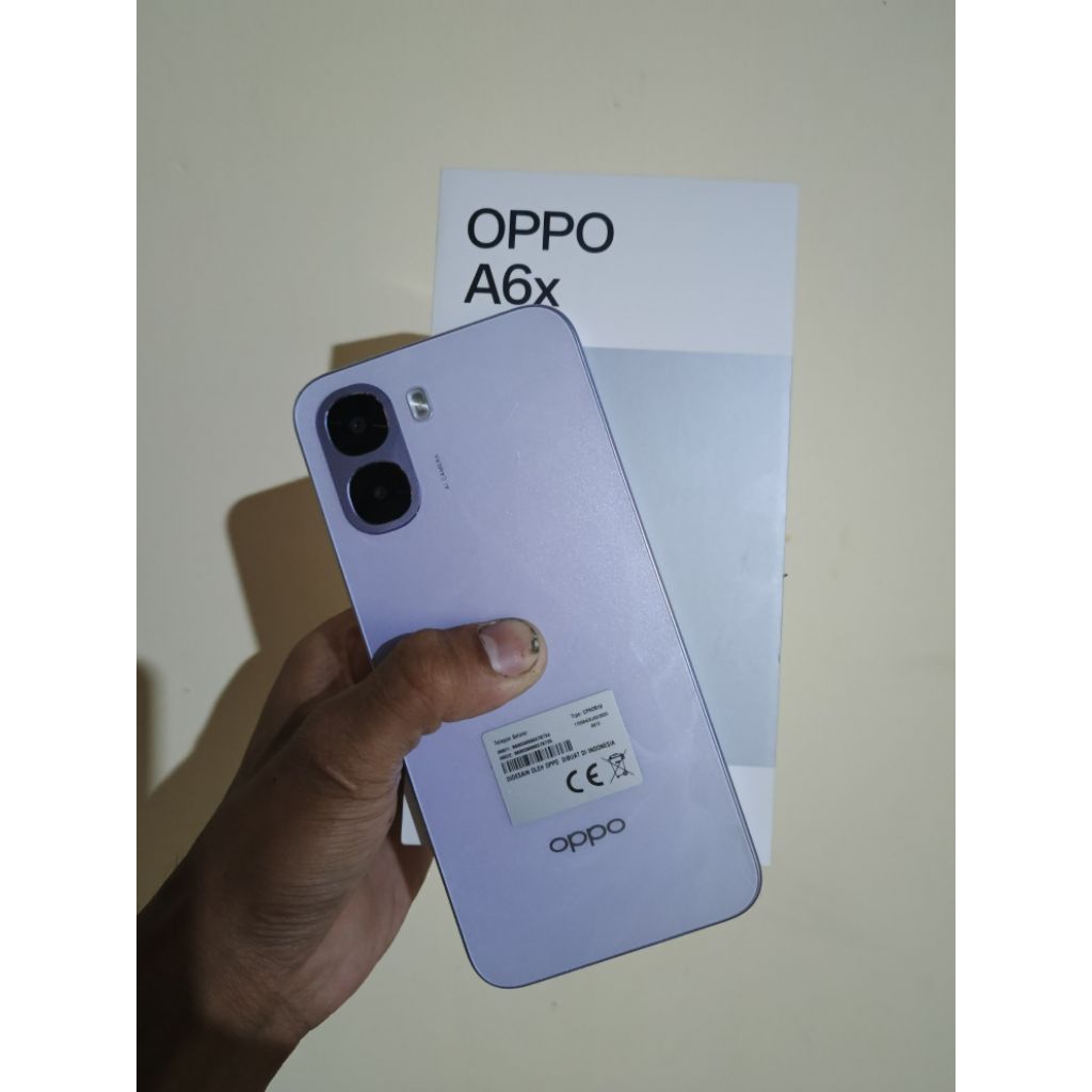 hp Oppo second ram 4/128 pemakaian baru 1 bulan