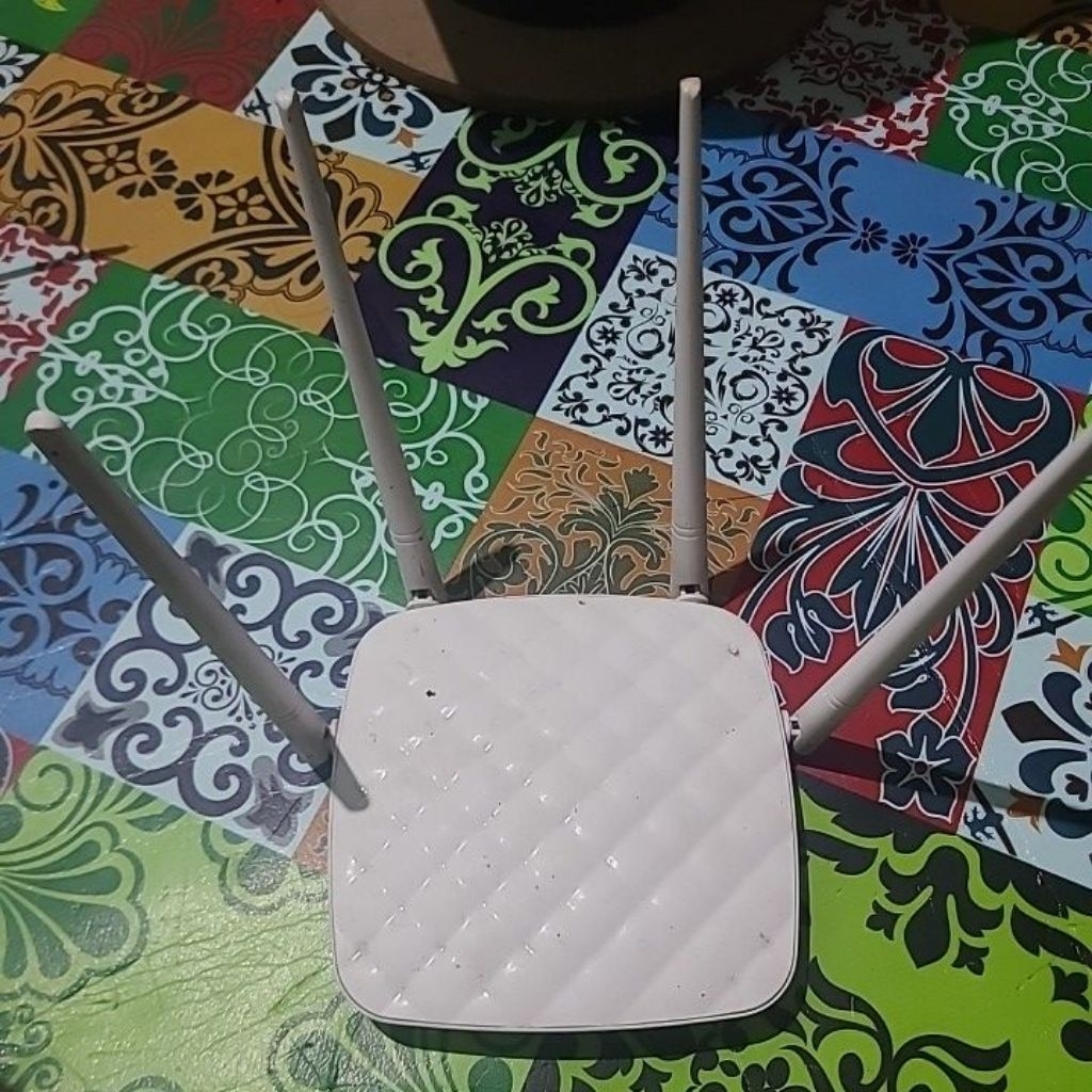 Router Tenda Bekas Normal