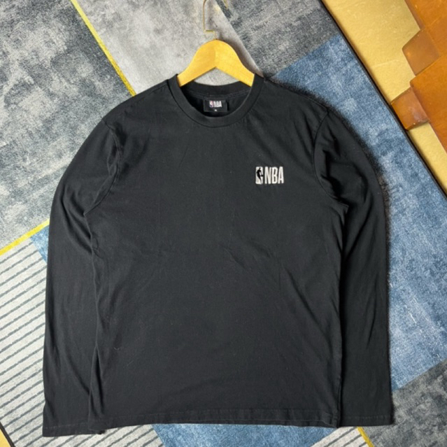 KAOS LONGSLEEVE NBA BLACK SECOND
