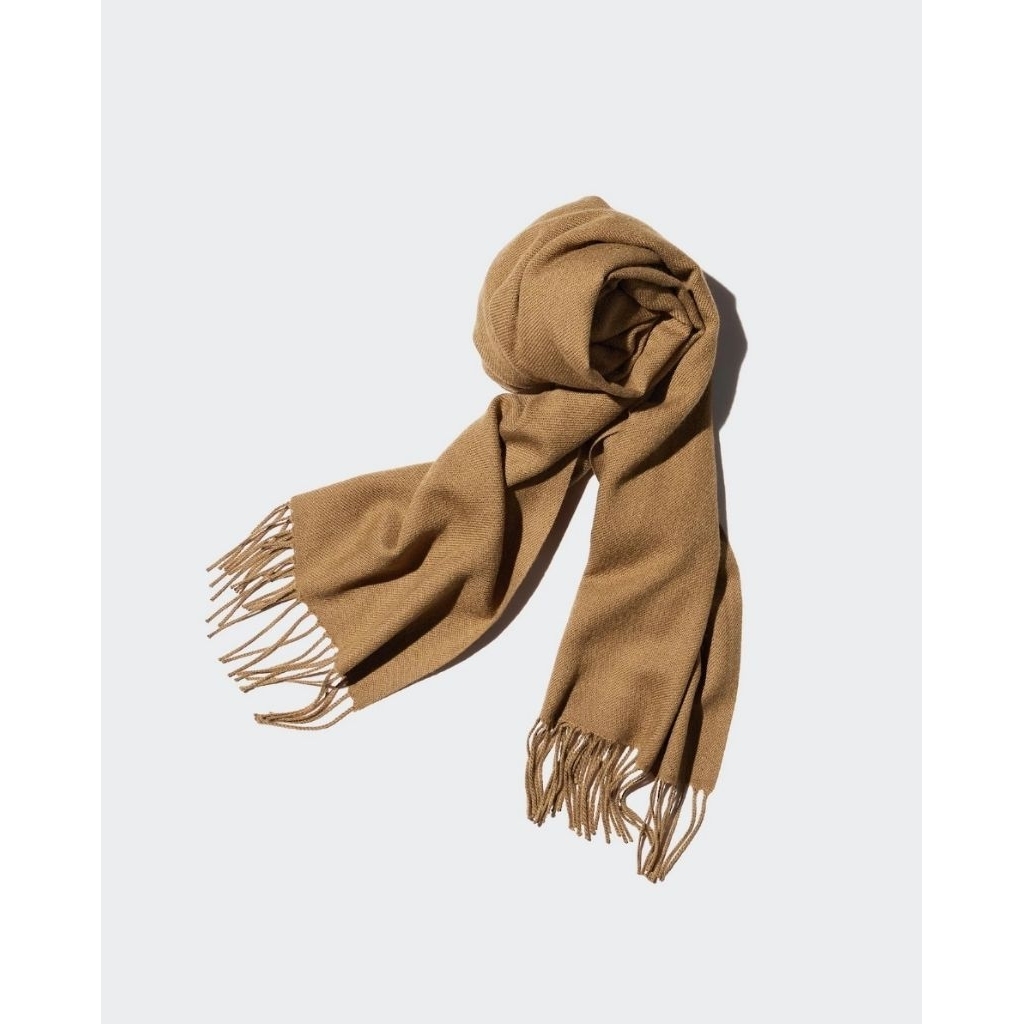 syal muffler heattech Uniqlo indonesia ori