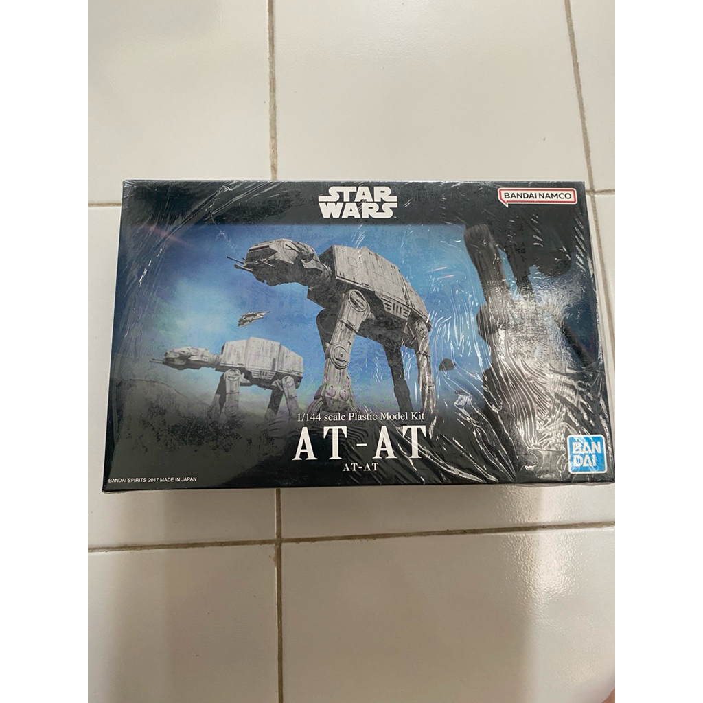 Bandai Star Wars AT-AT 1/144 Model Kit