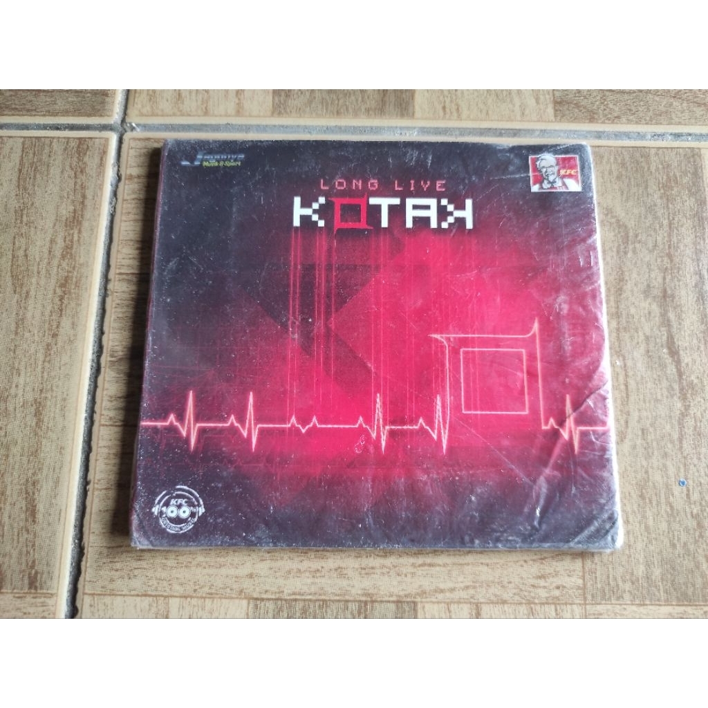 CD kfc KOTAK "long live"