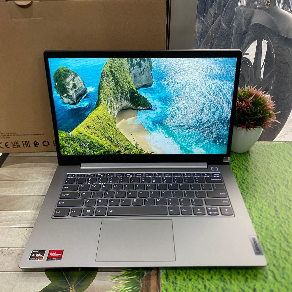 Lenovo Thinkbook 14 G4 Ryzen 7-5825U RAM 16GB SSD 256GB 14" FHD Win 11