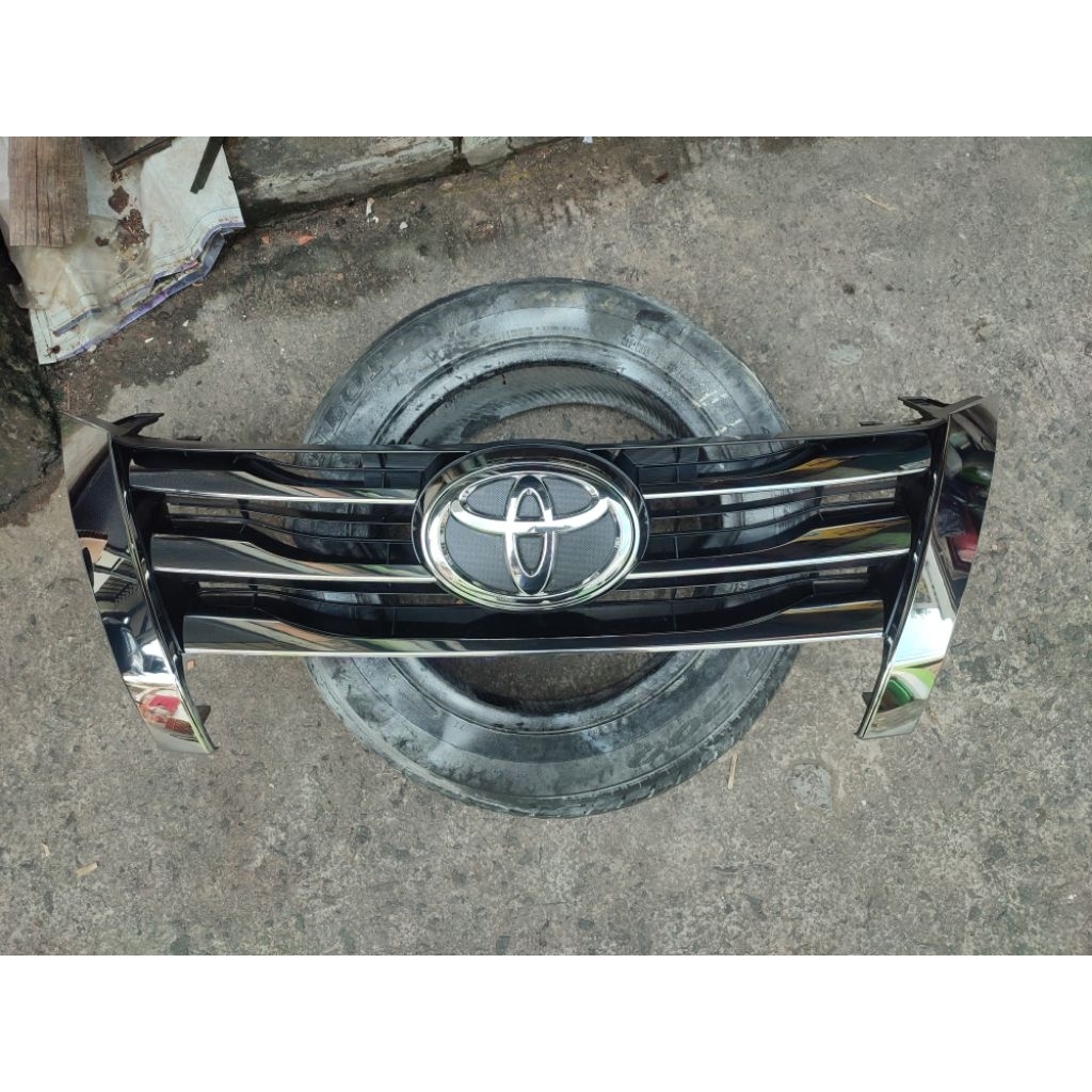 Grille grill gril Bumper Fortuner VRZ vrz 2015 2016 2017 2018 copotan