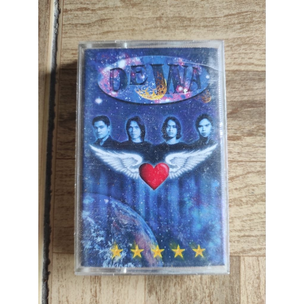 kaset pita DEWA 19 "bintang lima"