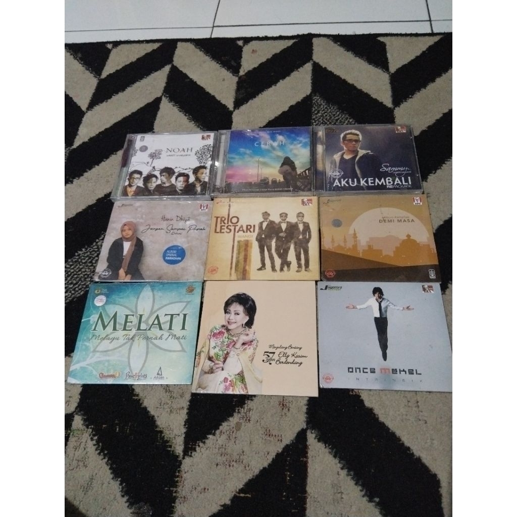 cd segel noah, hanin dhia, once sepaket