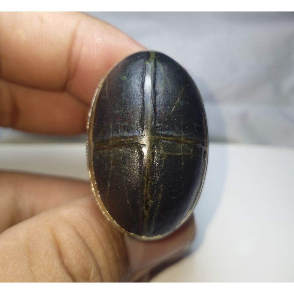 Batu tapak jalak badar besi