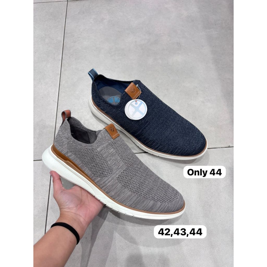 Sepatu Slip On Pria Hush Puppies