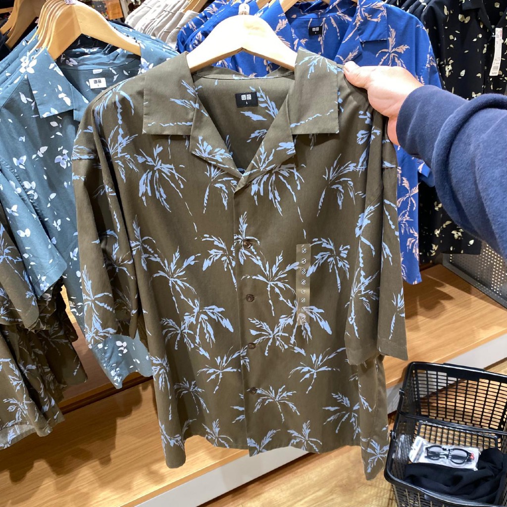 Jastip. Kemeja Kerah Terbuka Uniqlo (MAN)