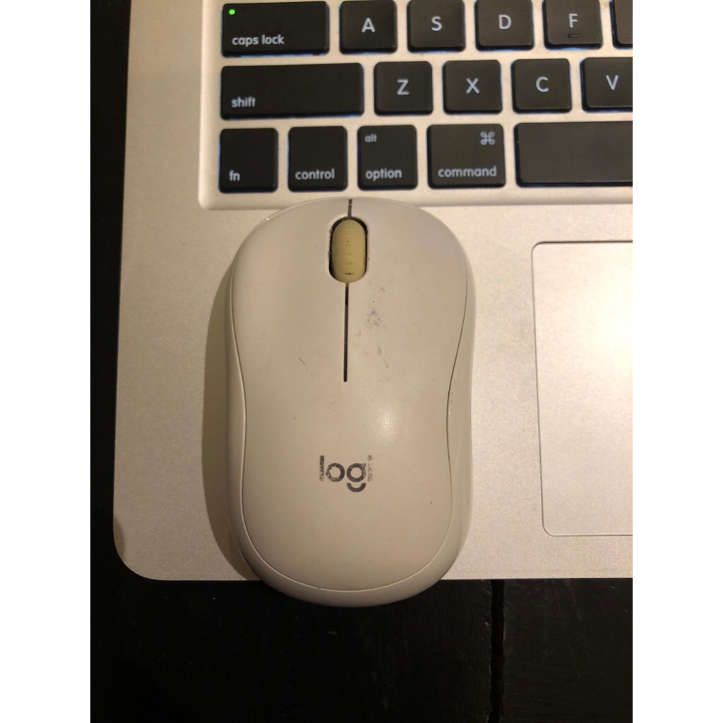 PRELOVED LOGITECH M221 Silent Click Wireless Mouse