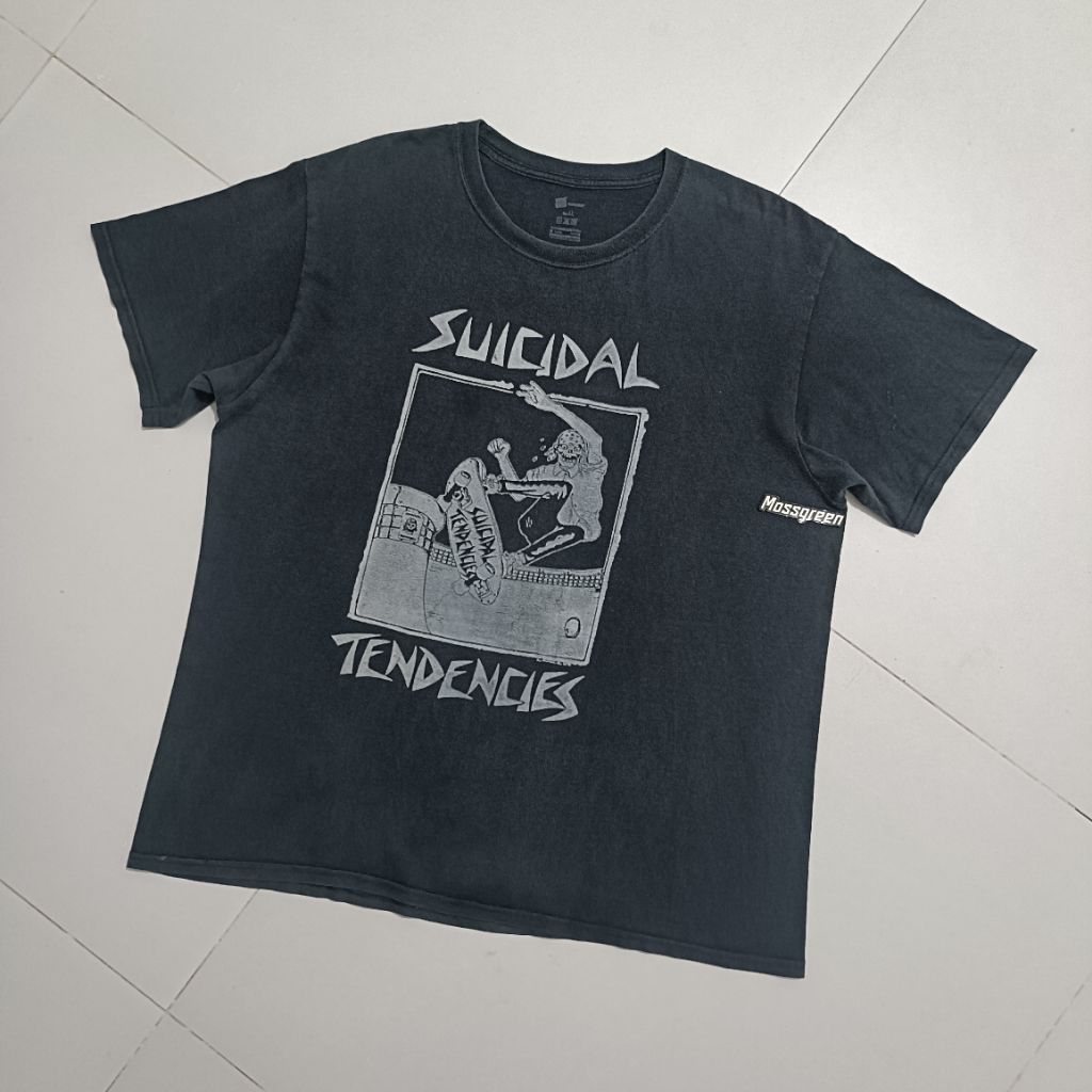 Kaos vintage art go skate band suicidal tendencies tag Hanes comfortsoft ,LL