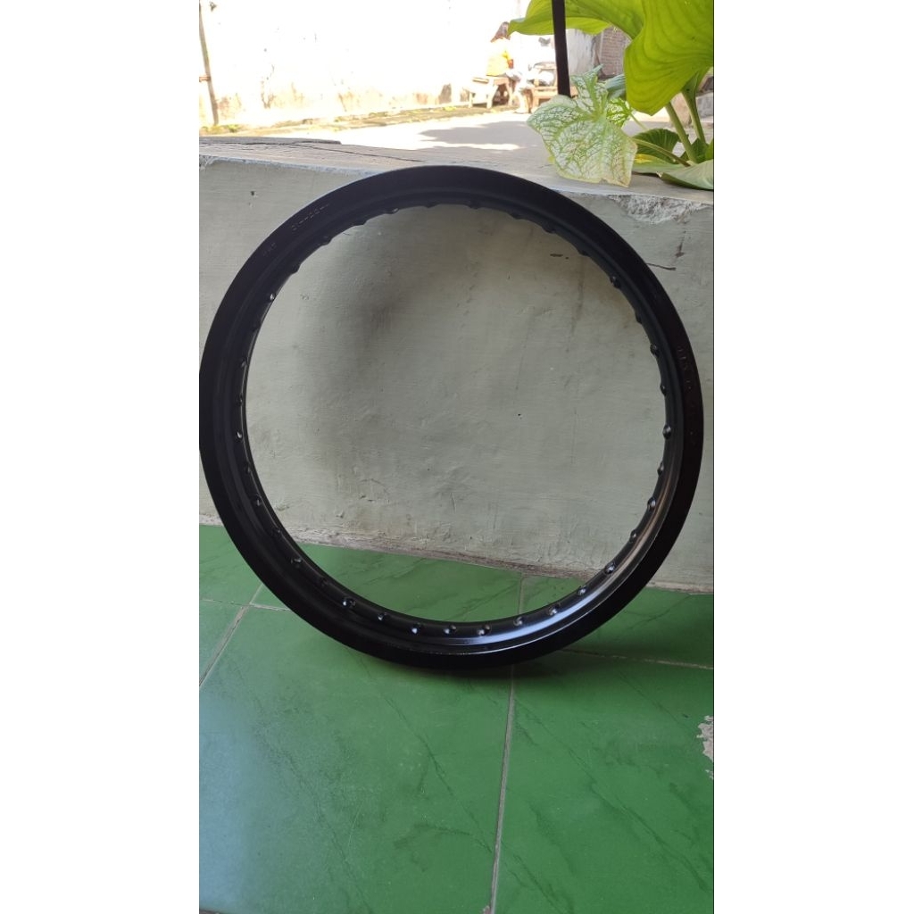 Velg TMT 17×215 dot