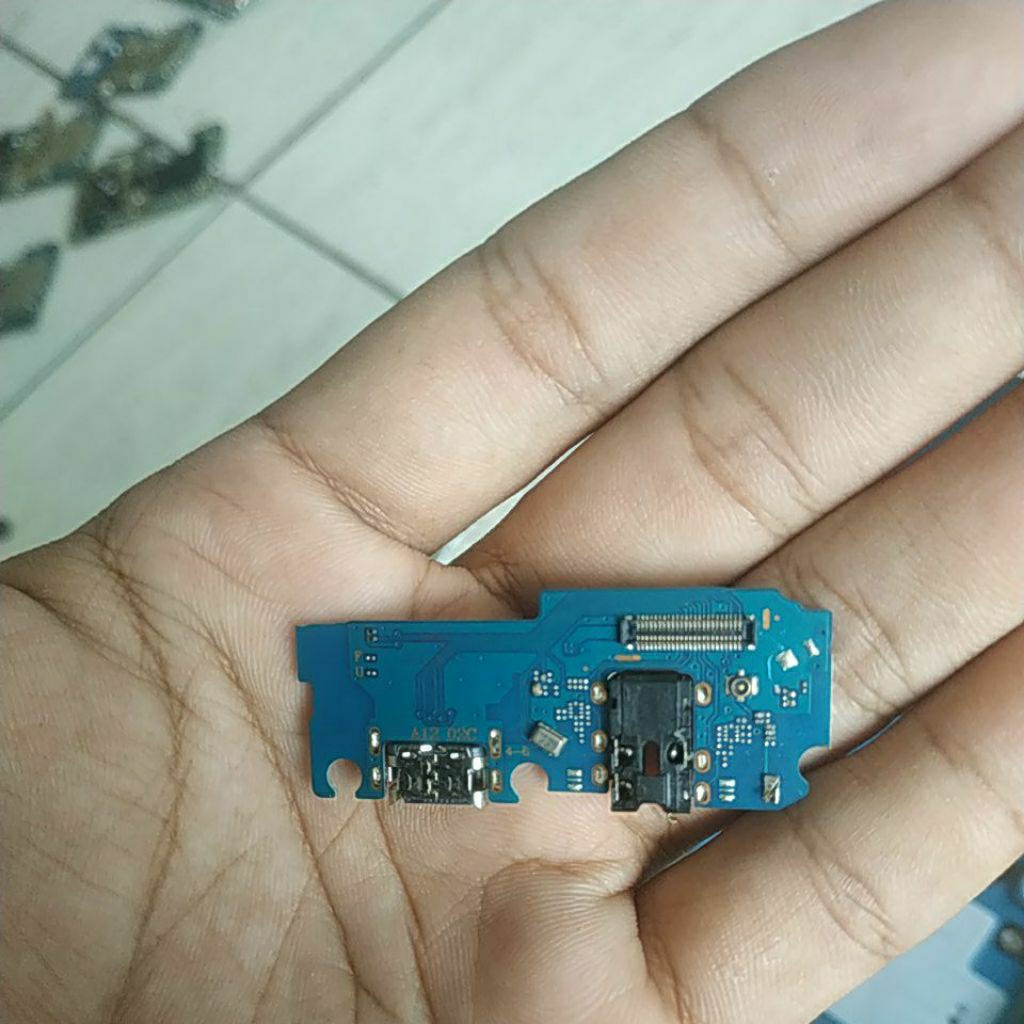 board cas bekas kw samsung a12