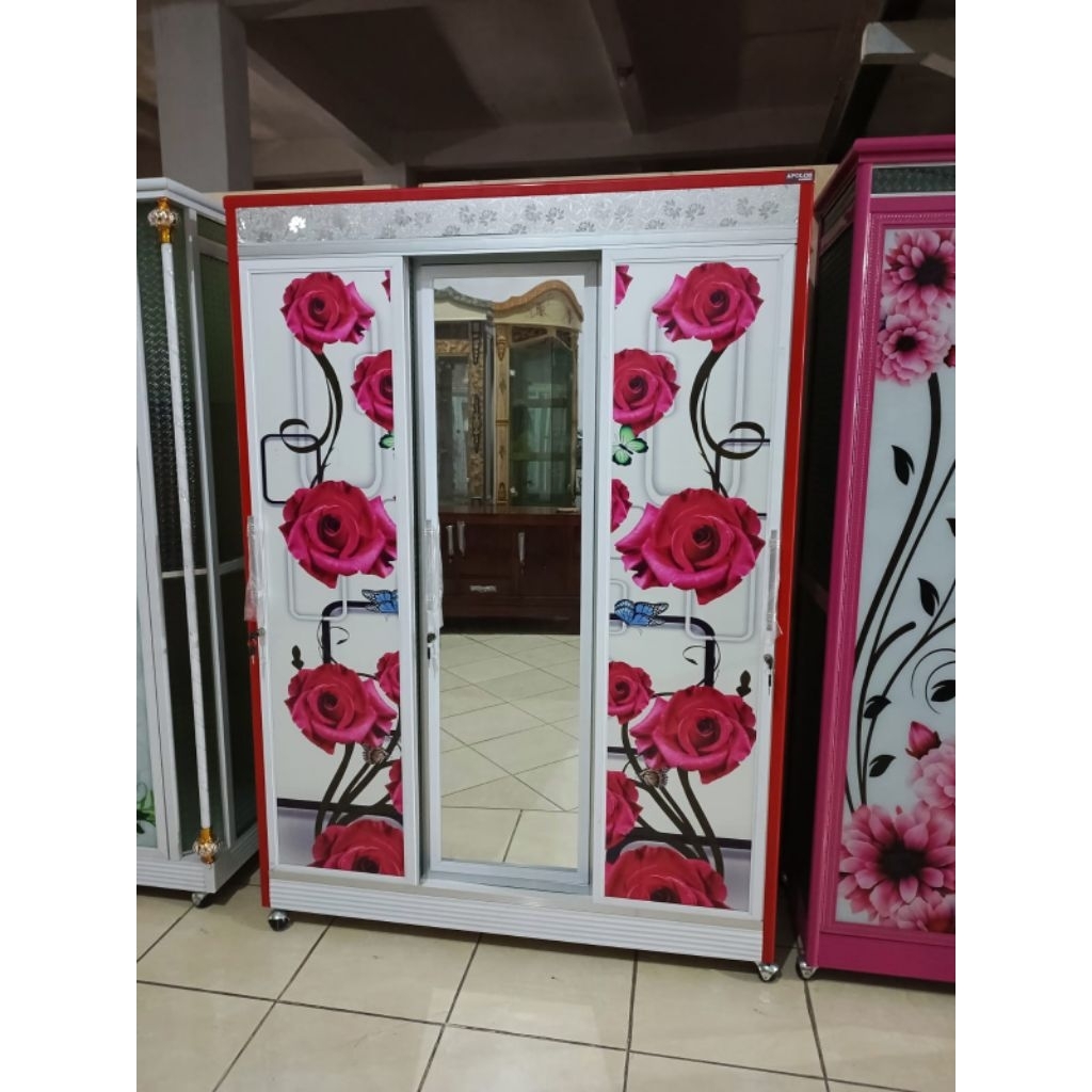 LEMARI 3 PINTU  KACA SLEDING