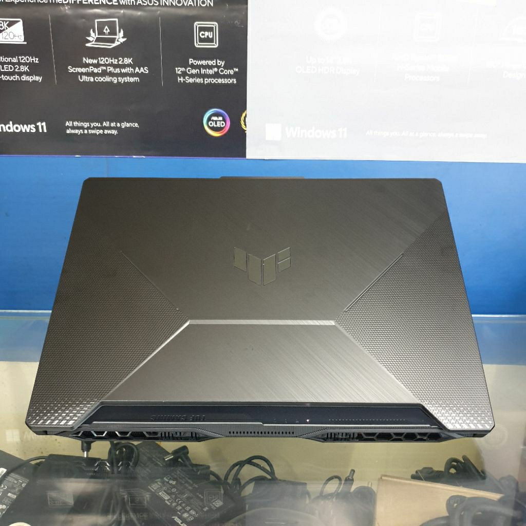 Asus TUF Gaming A15 FA506NFR Ryzen 7-7435HS Ram-16GB SSD-512GB RTX-2050 15inchi Mulus