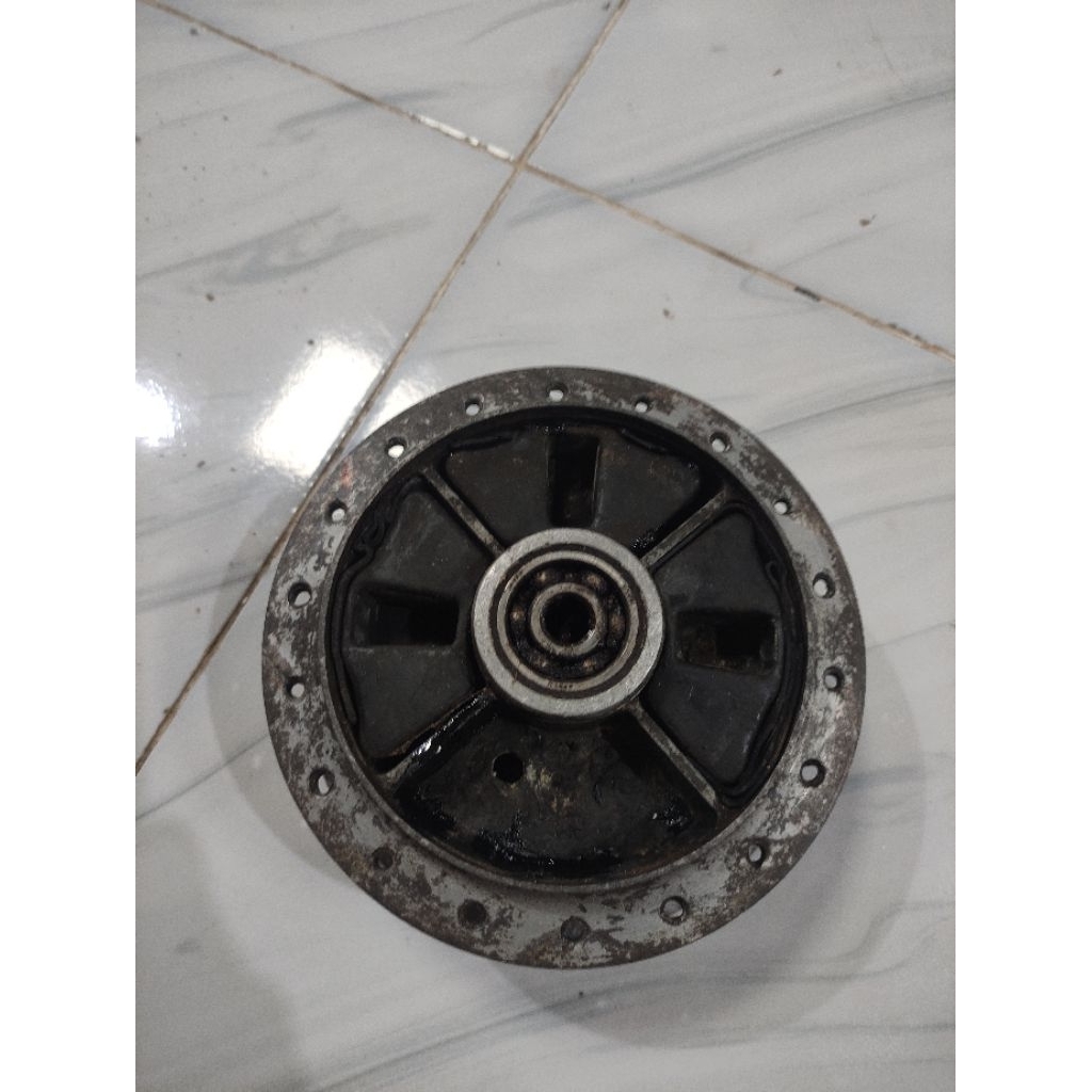 tromol belakang yamaha vega lama crypton