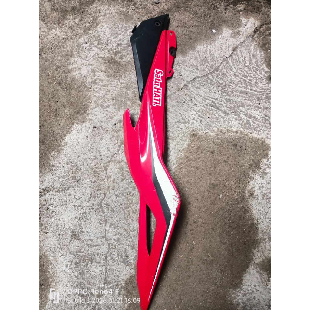 bodi belakang KIRI CBR 150R K45G PNP K45N untuk 2016 - 2020