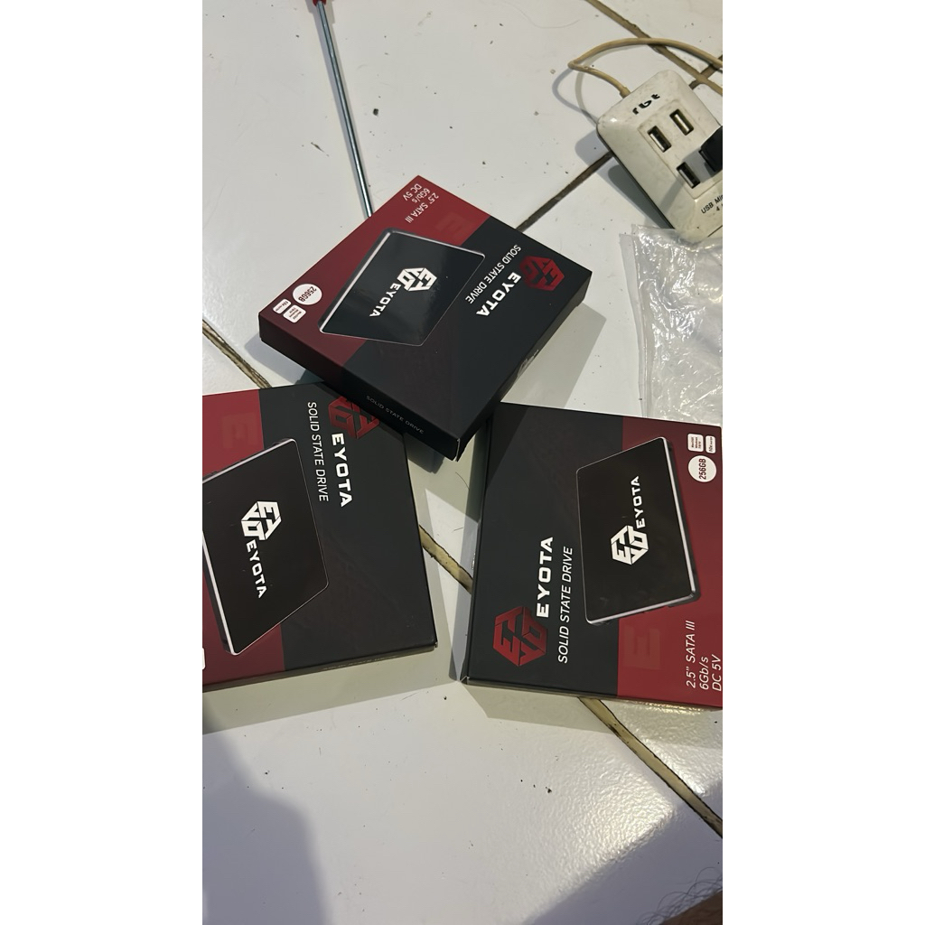 SSD EYOTA 256GB BARU