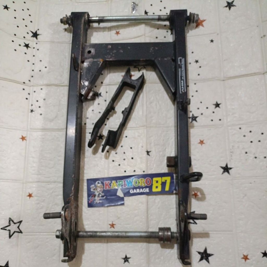 swing arm Honda Supra 125 TR cakram belakang
