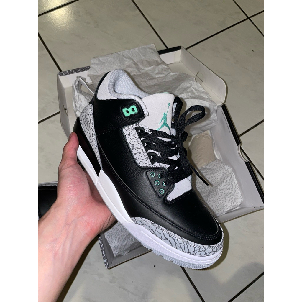 Jordan 3 Green Glow