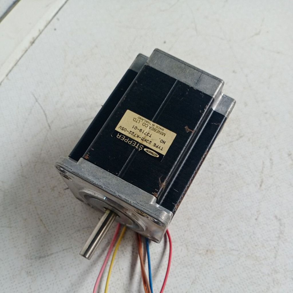 stepper/stepping motor nema 23. type 23km-k722-05v