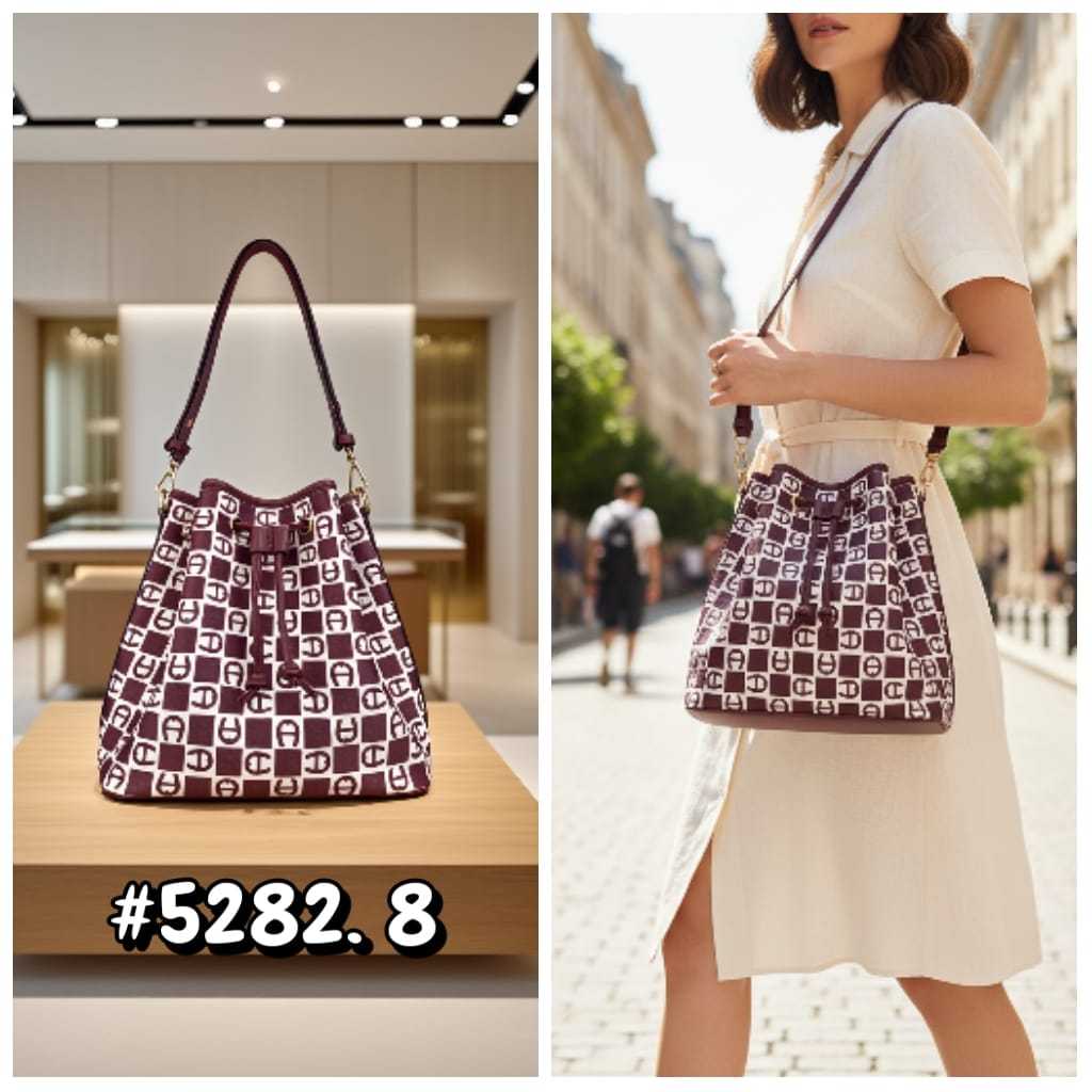 Aigner Logo A Medium Bucket Bag