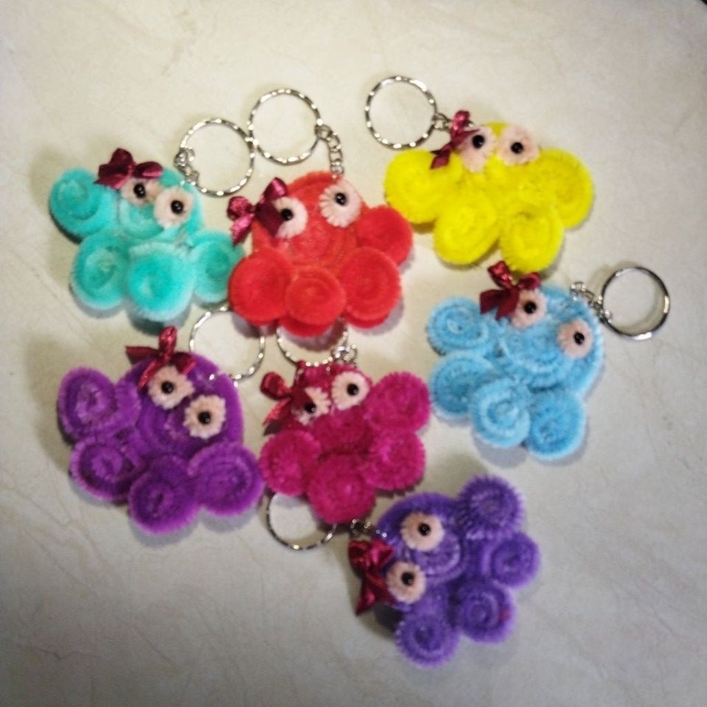 gantungan kunci || ganci || ganci kawat bulu || gantungan hp || accesories || souvenir || kawat bulu