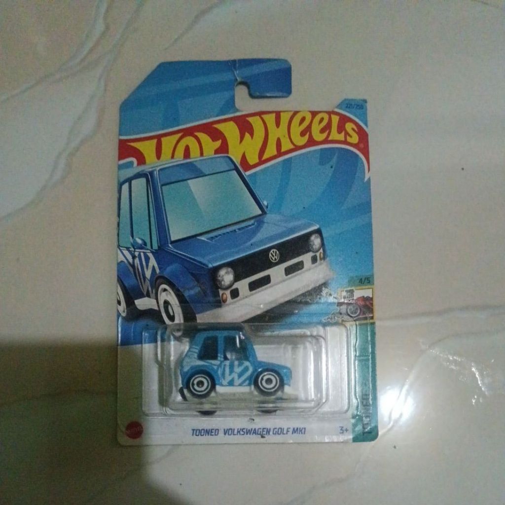 HOTWHEELS RTH TOONED  VW GOLF MK1