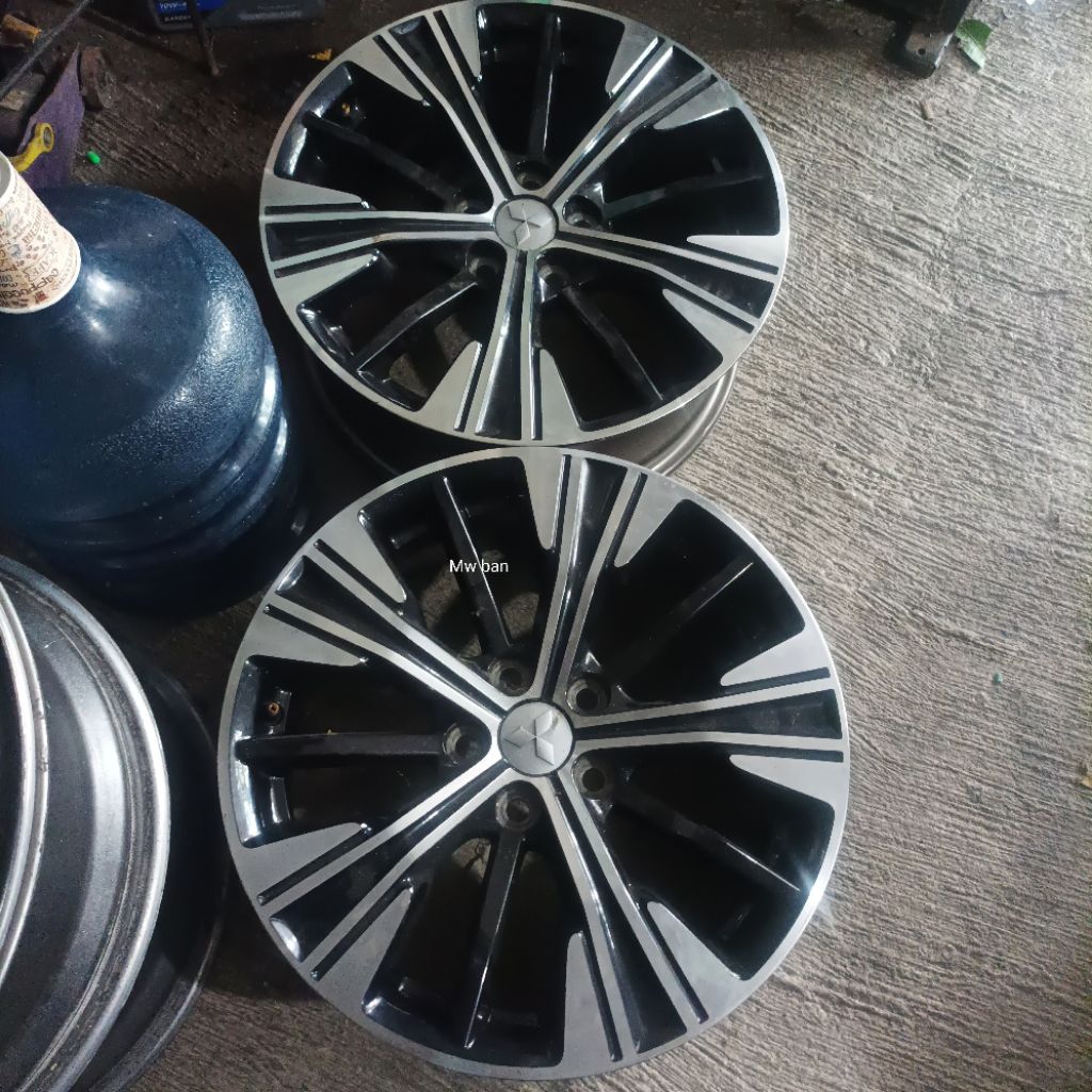 velg Eclipse cross r18 original Mitsubishi