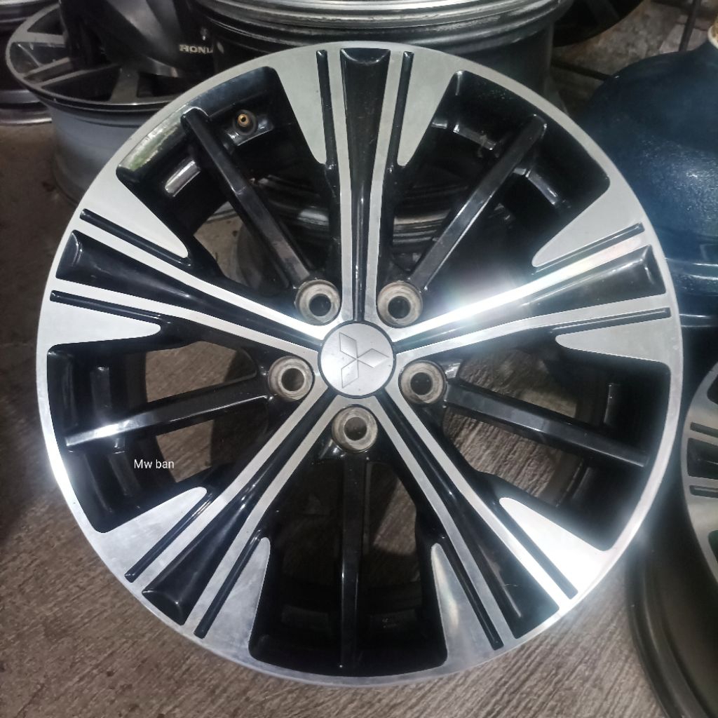 velg Eclipse cross r18 original Mitsubishi