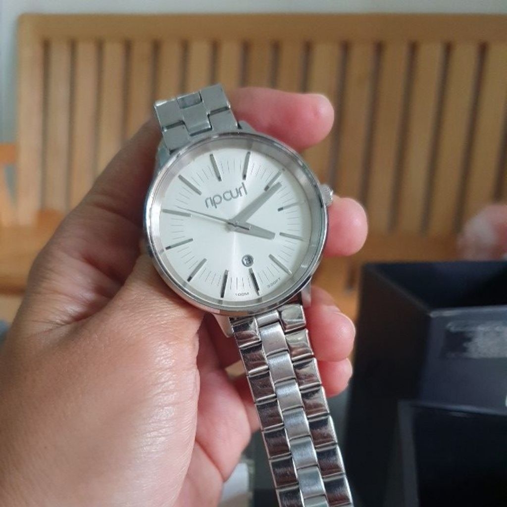Preloved Ripcurl watch (wanita)