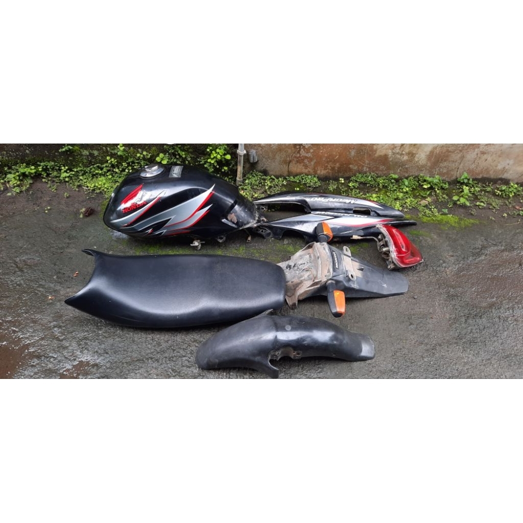 body set megapro primus bekas copotan motor