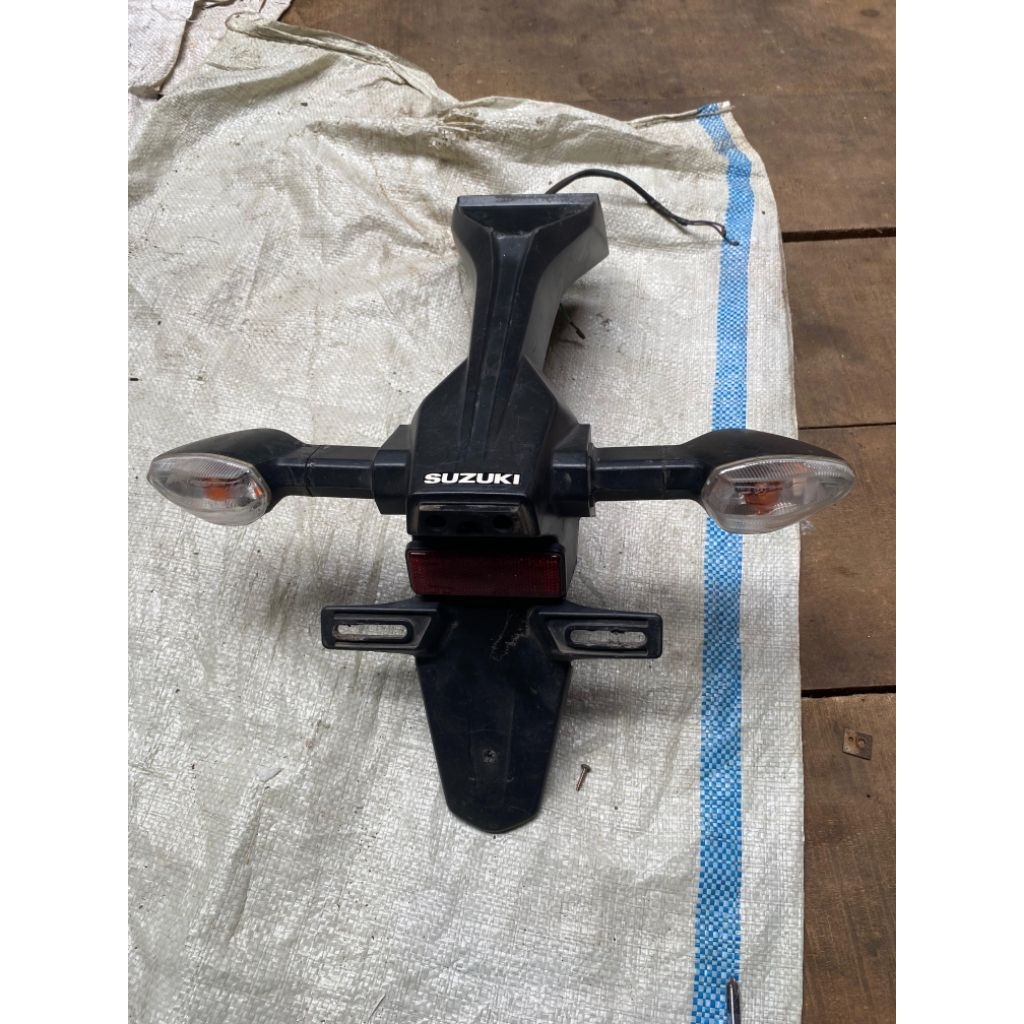 Spakbor slebor sepakbor belakang Suzuki gsx original