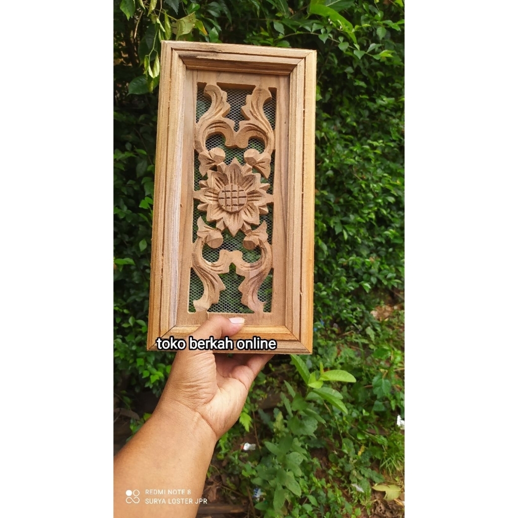 loster kayu jati ukir motif matahari