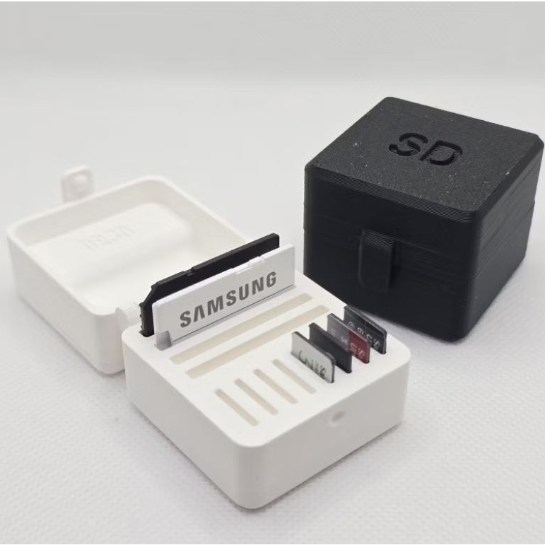 Tempat Case / Hard Case / Kotak Kubus MMC / SD Card Adpater, Micro Sd card