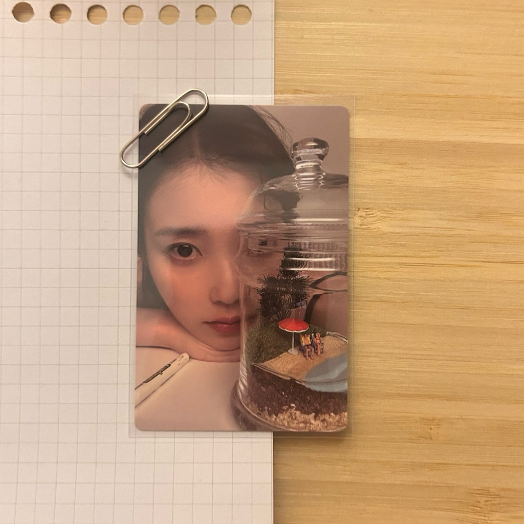 IU — IU lee jieun official photocard | 'hereh: the winning' concert md pc