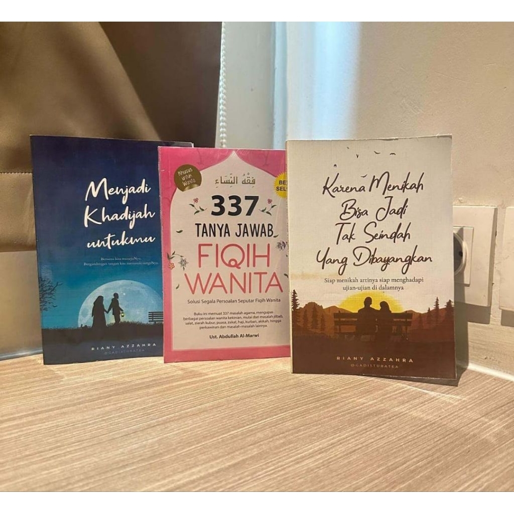 Menjadi Khadijah Untukmu 3 Buku