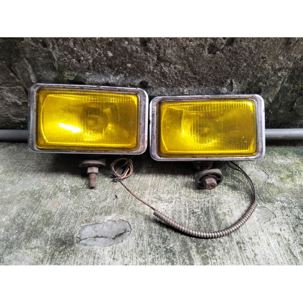 foglamp lampu kabut lampu sorot kuning kotak