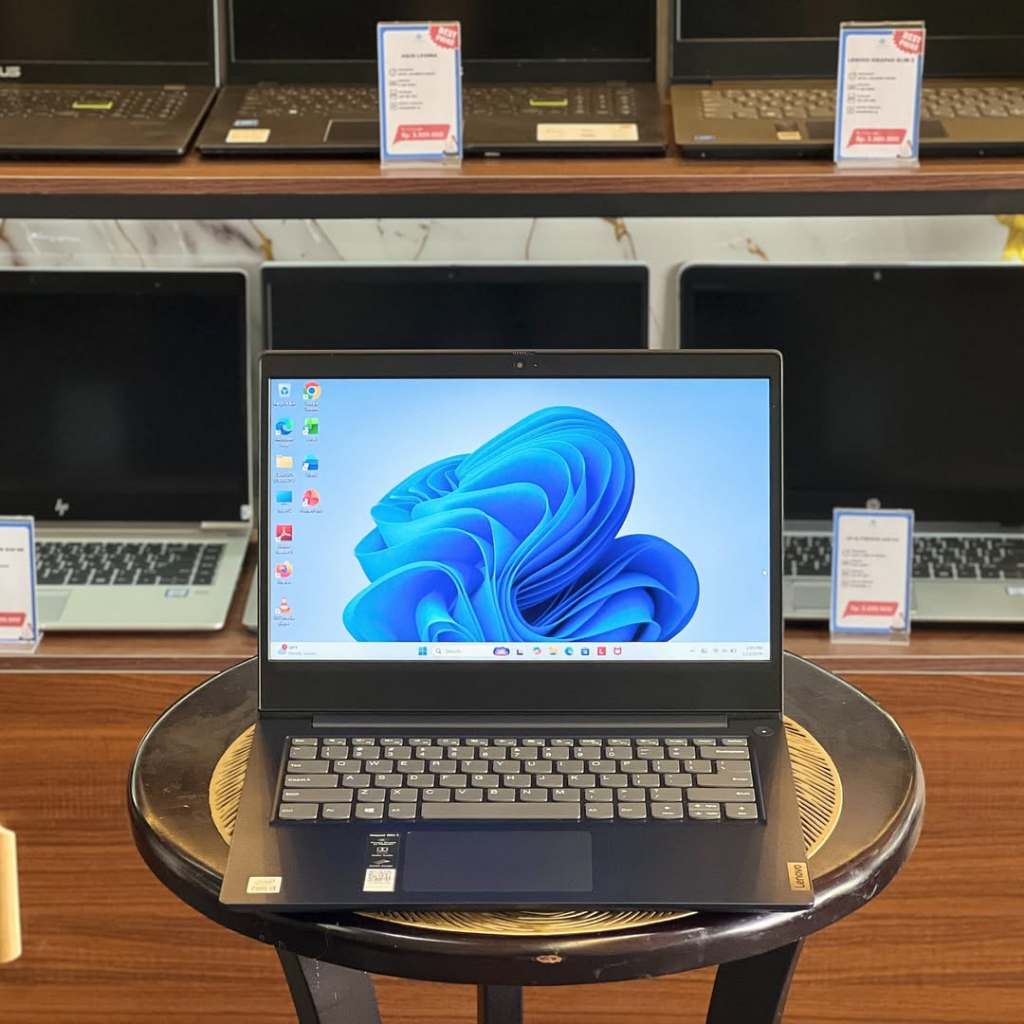 PROMO HEMAT LENOVO IDEAPAD 3 14IML05CORE I3-10110U/SSD256GB/RAM8GB/MULUS